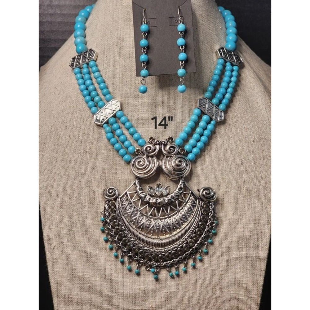 21. Multi-Strand Statement Necklace Set.